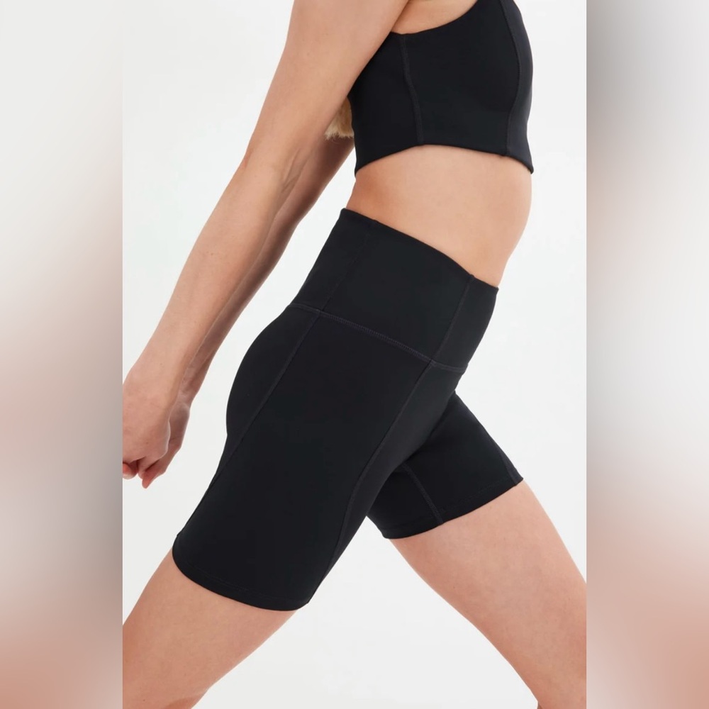 Sold - Picture 2 of 12